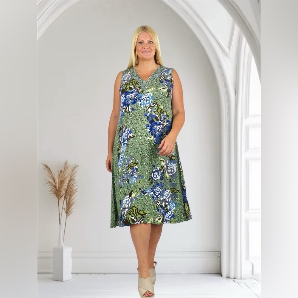 NEW La Cera Plus Size Sleeveless V-Neck‎ Artistic Floral Dress Green Women’s 1X